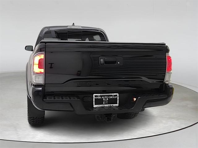 Photo of 2020 Black Toyota Tacoma