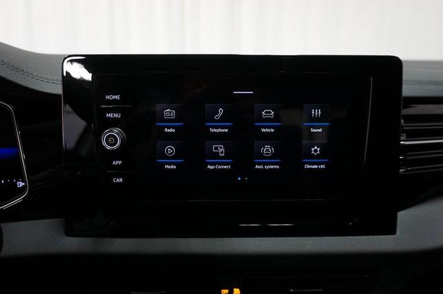 Photo of 2025 Pure White Volkswagen Jetta