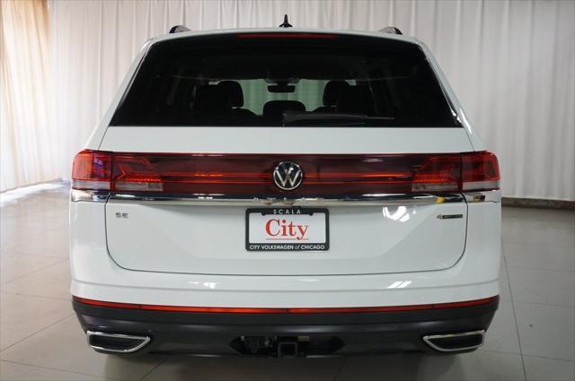 Photo of 2024 Pure White Volkswagen Atlas