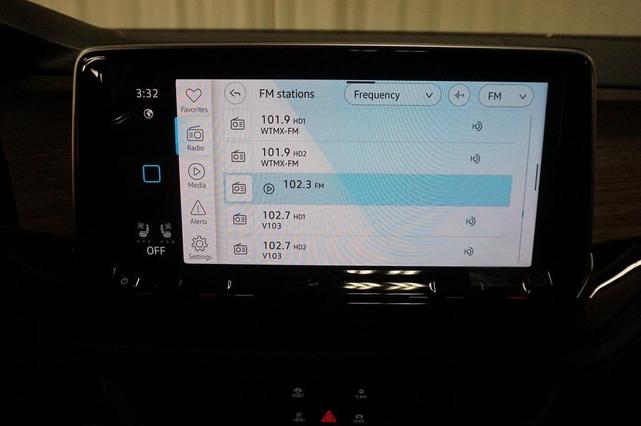 Photo of 2026 Opal White Volkswagen Atlas