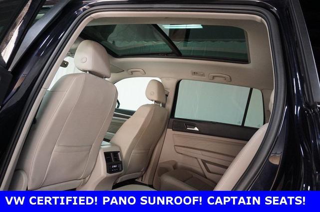 Photo of 2022 Deep Black Pearl Volkswagen Atlas