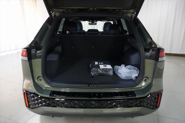 Photo of 2025 Avocado Green w/Deep Black Roof Volkswagen Tiguan