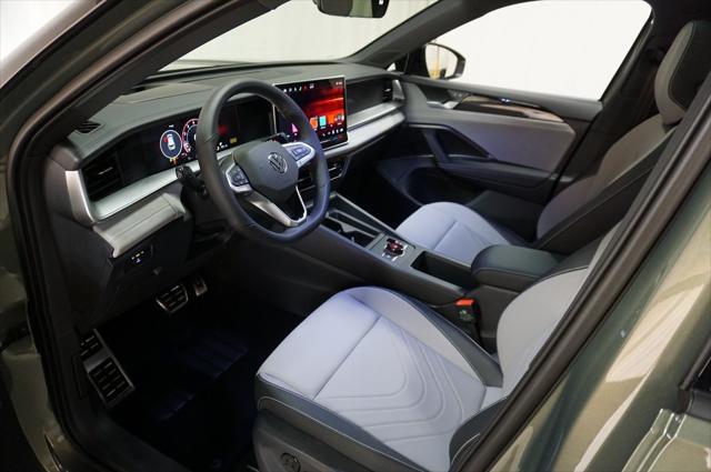 Photo of 2025 Avocado Green w/Deep Black Roof Volkswagen Tiguan