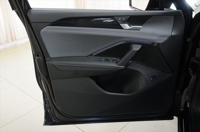 Photo of 2025 Deep Black Volkswagen Tiguan