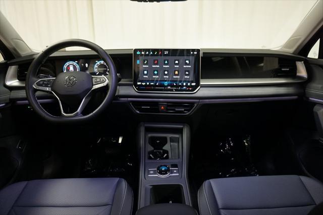 Photo of 2025 Deep Black Volkswagen Tiguan