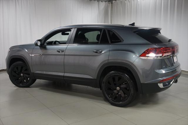 Photo of 2025 Gray Volkswagen Atlas Cross Sport