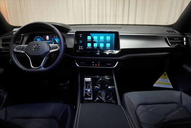 Photo of 2025 Gray Volkswagen Atlas Cross Sport