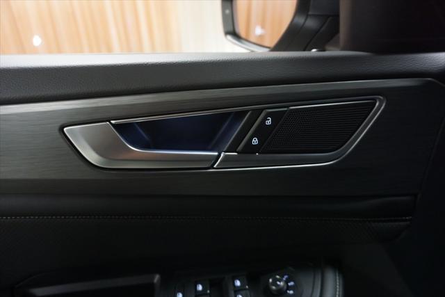 Photo of 2025 Gray Volkswagen Atlas Cross Sport