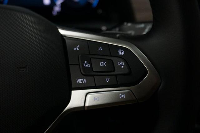 Photo of 2026 Deep Black Volkswagen Atlas