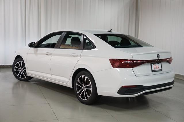 Photo of 2025 Pure White Volkswagen Jetta