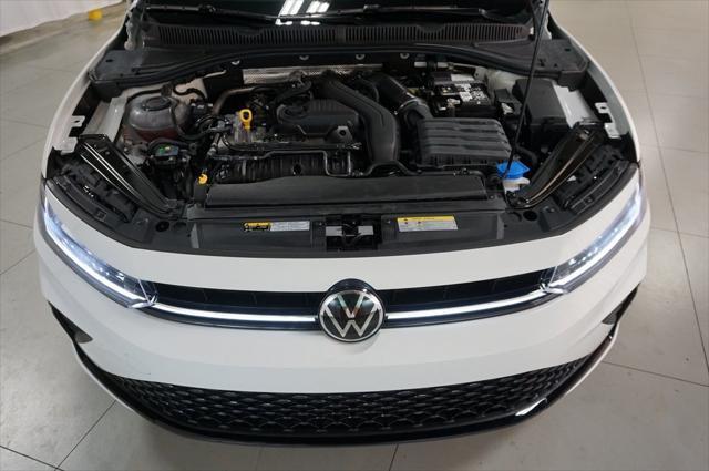 Photo of 2025 Pure White Volkswagen Jetta