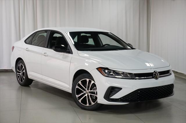 Photo of 2025 Pure White Volkswagen Jetta