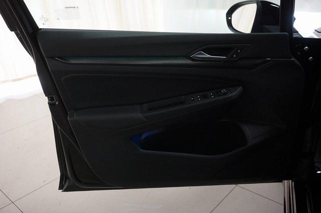 Photo of 2025 Mythos Black Metallic Volkswagen Golf R