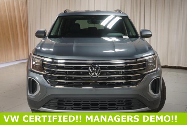 Photo of 2024 Platinum Gray Metallic Volkswagen Atlas