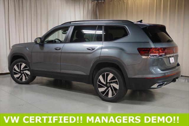 Photo of 2024 Platinum Gray Metallic Volkswagen Atlas