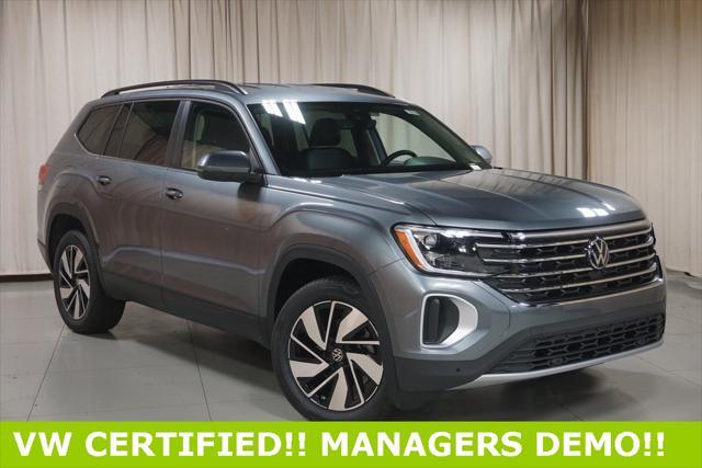 Photo of 2024 Platinum Gray Metallic Volkswagen Atlas