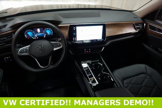 Photo of 2024 Platinum Gray Metallic Volkswagen Atlas