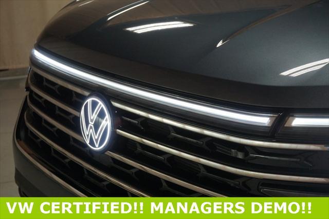 Photo of 2024 Platinum Gray Metallic Volkswagen Atlas