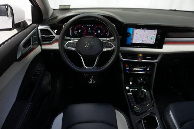Photo of 2025 Pure White Volkswagen Taos