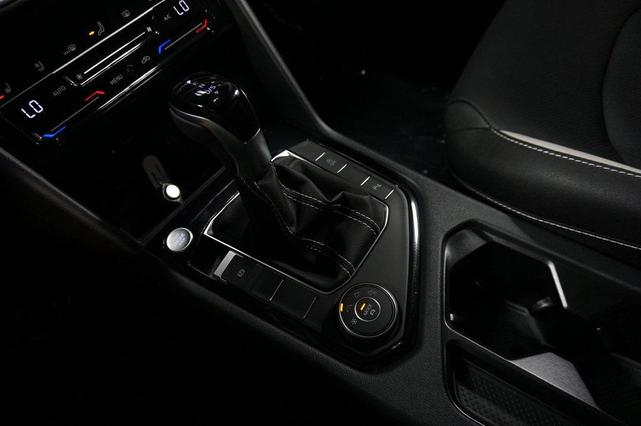 Photo of 2025 Pure White Volkswagen Taos