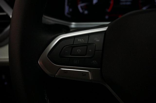Photo of 2025 Pure White Volkswagen Taos