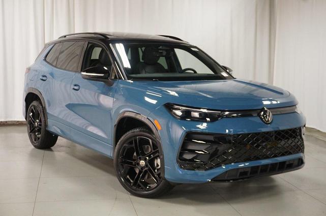 Photo of 2025 Monterey Blue Pearl Volkswagen Tiguan