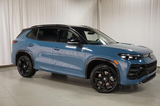 Photo of 2025 Monterey Blue Pearl Volkswagen Tiguan