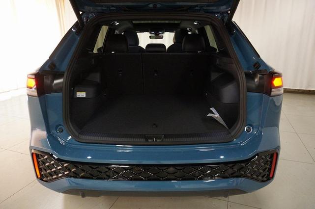 Photo of 2025 Monterey Blue Pearl Volkswagen Tiguan