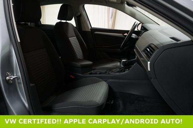Photo of 2023 Pyrite Silver Metallic Volkswagen Jetta
