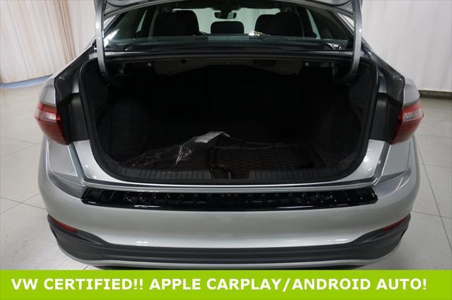 Photo of 2023 Pyrite Silver Metallic Volkswagen Jetta