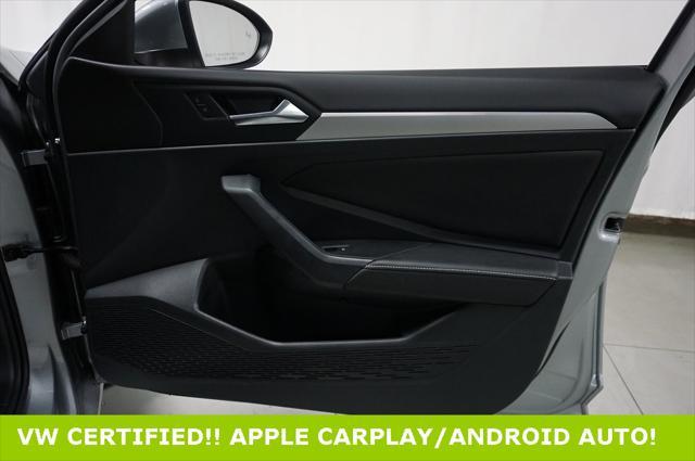Photo of 2023 Pyrite Silver Metallic Volkswagen Jetta