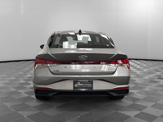 Photo of 2021 Metal Hyundai ELANTRA