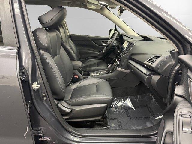 Photo of 2021 Magnetite Gray Metallic Subaru Forester