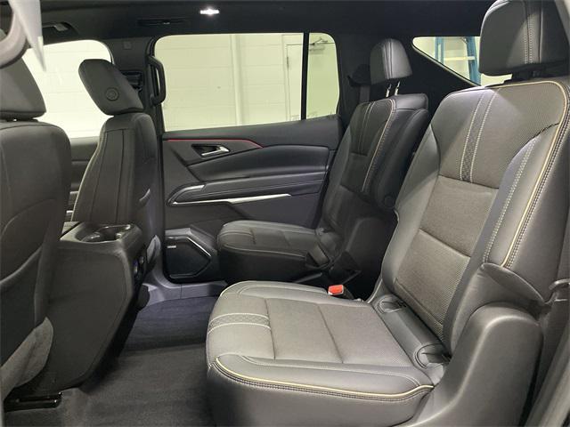 Photo of 2025 Mosaic Black Metallic Chevrolet Traverse