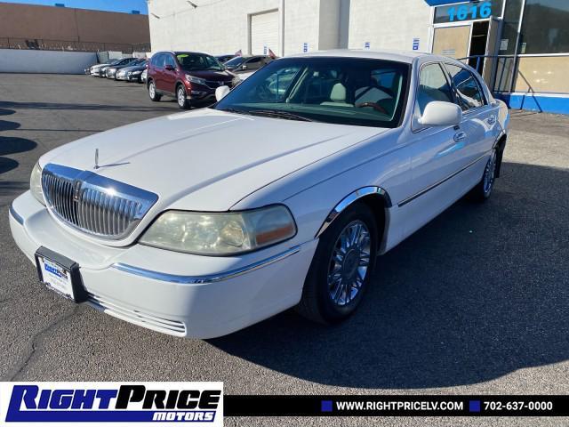 2006 Lincoln Town Car