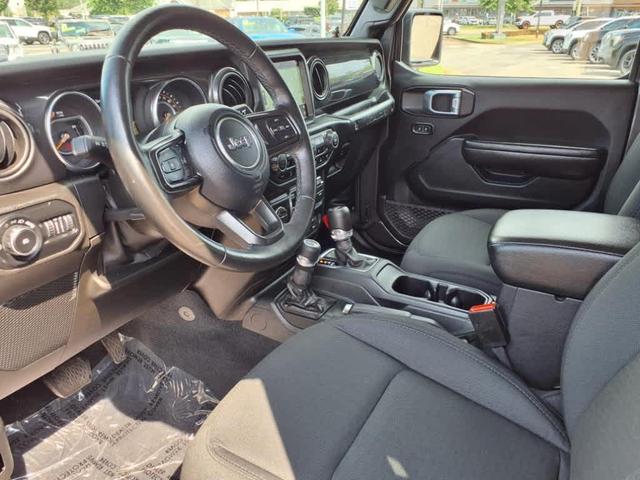 Photo of 2021 Gray Jeep Wrangler Unlimited