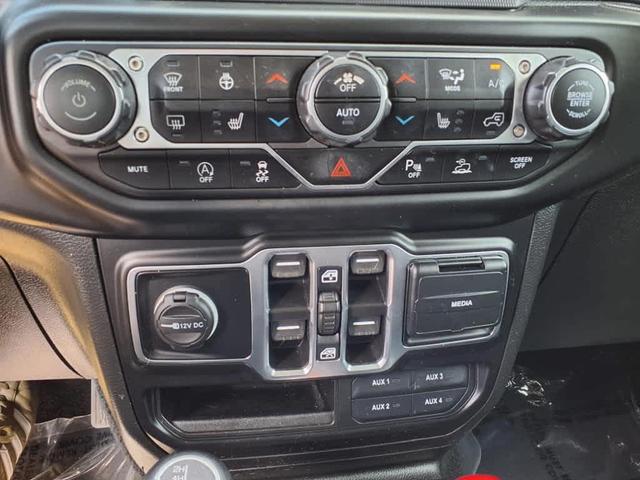 Photo of 2021 Gray Jeep Wrangler Unlimited