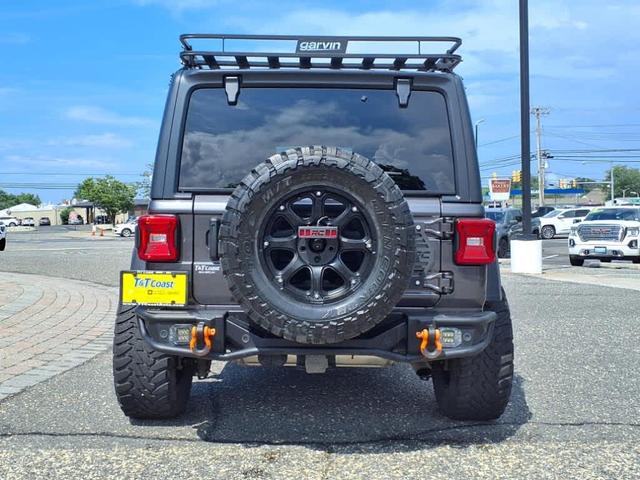 Photo of 2021 Gray Jeep Wrangler Unlimited