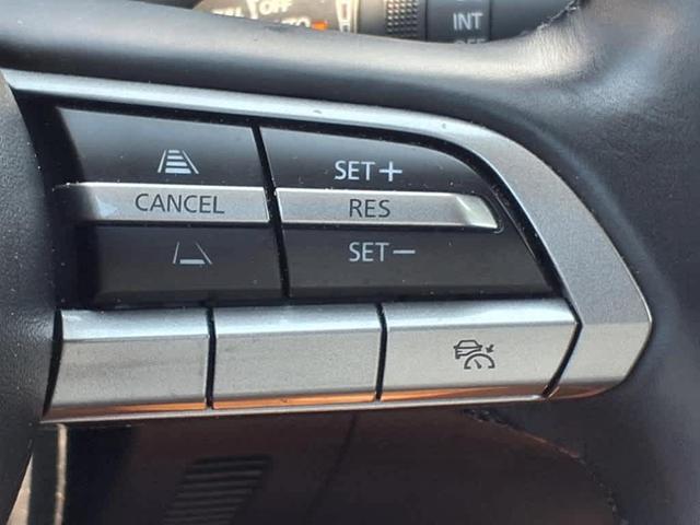 Photo of 2022 Snowflake White Pearl Mazda CX-30