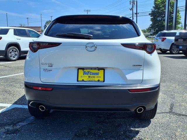 Photo of 2022 Snowflake White Pearl Mazda CX-30