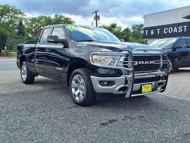 Photo of 2022 Black RAM 1500