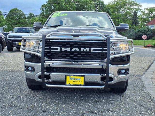 Photo of 2022 Black RAM 1500