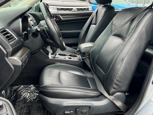 Photo of 2019 Ice Silver Metallic Subaru Legacy