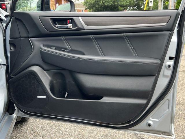 Photo of 2019 Ice Silver Metallic Subaru Legacy