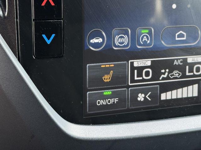 Photo of 2025 Ice Silver Subaru Forester