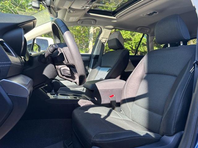 Photo of 2019 Abyss Blue Pearl Subaru Outback
