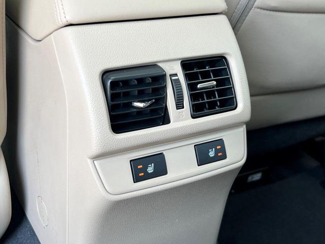 Photo of 2015 Crystal White Pearl Subaru Outback