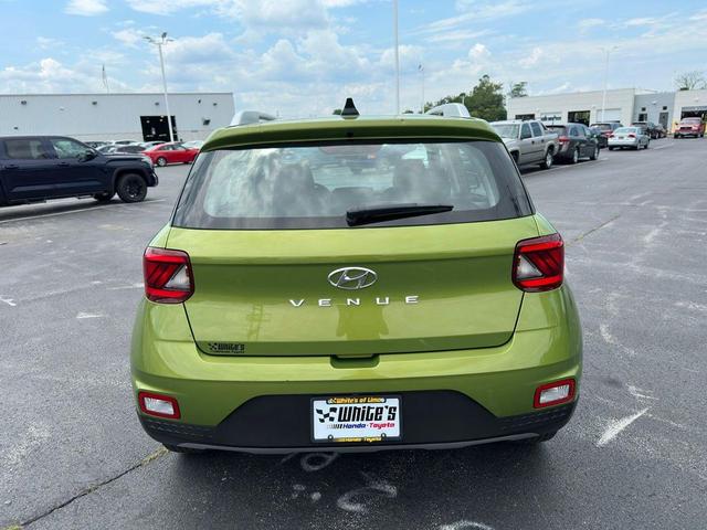 Photo of 2022 Green Apple Hyundai VENUE