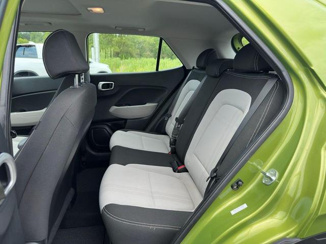 Photo of 2022 Green Apple Hyundai VENUE