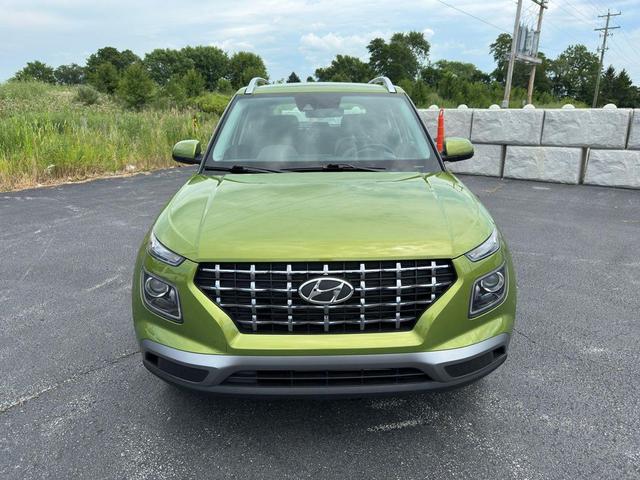 Photo of 2022 Green Apple Hyundai VENUE